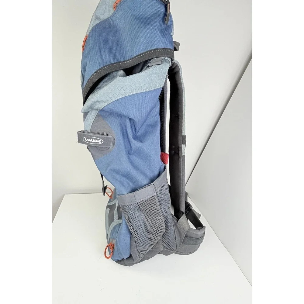 VAUDE Brenta 26 Hiking Backpack Blue Gray Ventilated Back Panel Rain Cover Sz M